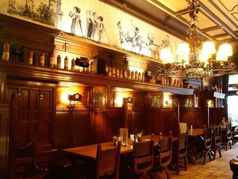 ****  Hotel Die Port Van Cleve Amsterdam Netherlands